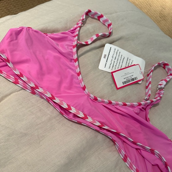 Wicked Weasel 25th anniversary Candy Kiss Bikini top Pink/White size L - Picture 1 of 3